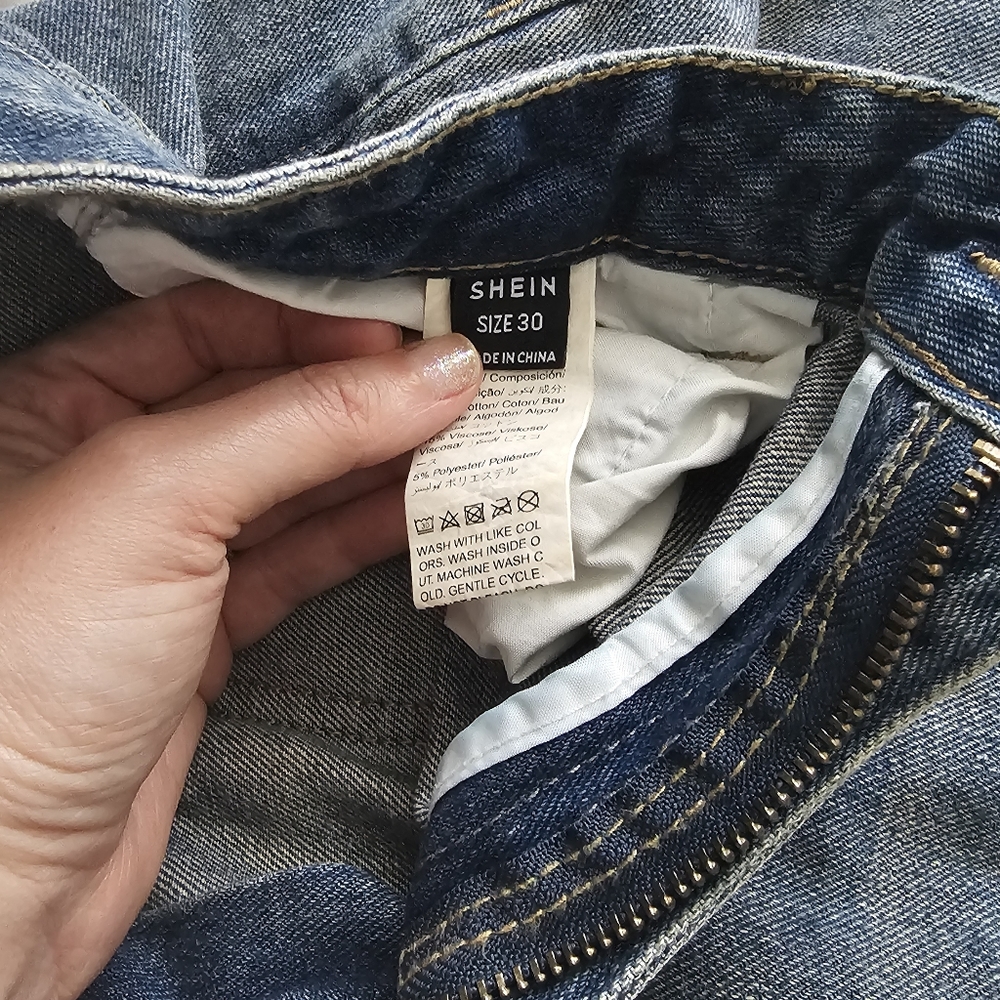 Shein Icon Jeans - Picture 2 of 5